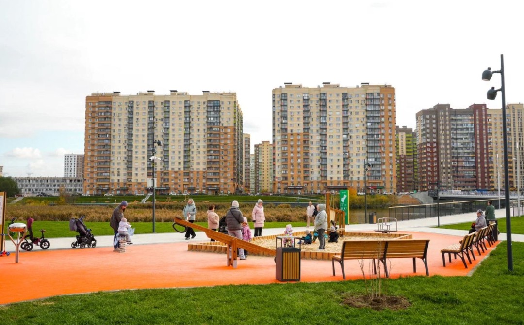 г.Москва, Черное озеро, парк Дружба — фото 5