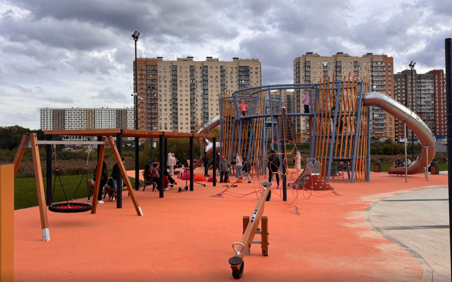 г.Москва, Черное озеро, парк Дружба — фото 3